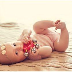 Какой выбрать подарок для новорожденной девочки? Какой выбрать подарок для новорожденной девочки?