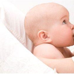 Почему ребенок может кусать грудь? Почему ребенок может кусать грудь?