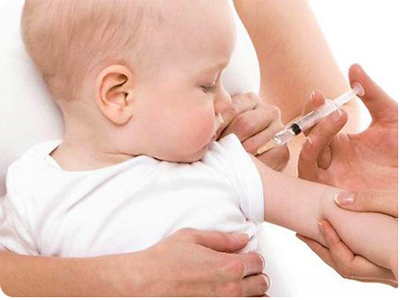 Нужно ли делать прививку от гепатита новорожденным детям