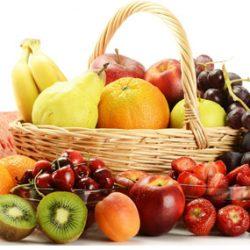 Какие ягоды и фрукты можно кормящей маме, а какие нельзя Какие ягоды и фрукты можно кормящей маме, а какие нельзя