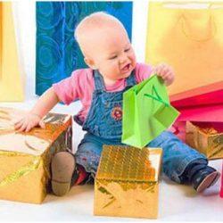 Что подарить на 1 год мальчику? Варианты подарков для годовасика Что подарить на 1 год мальчику? Варианты подарков для годовасика