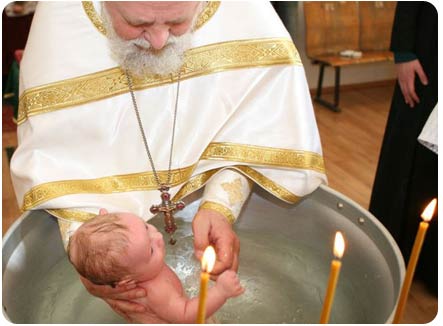 Крещение ребенка по православным традициям