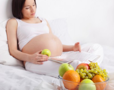 На данной стадии беременности полезны будут фрукты