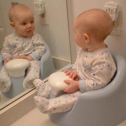 Понос у новорожденного при грудном вскармливании: причины и способы лечения Понос у новорожденного при грудном вскармливании: причины и способы лечения