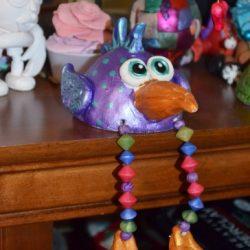 Идея поделки - задумчивый птенец из глины Идея поделки - задумчивый птенец из глины