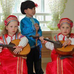 Особенности национального воспитания детей Особенности национального воспитания детей